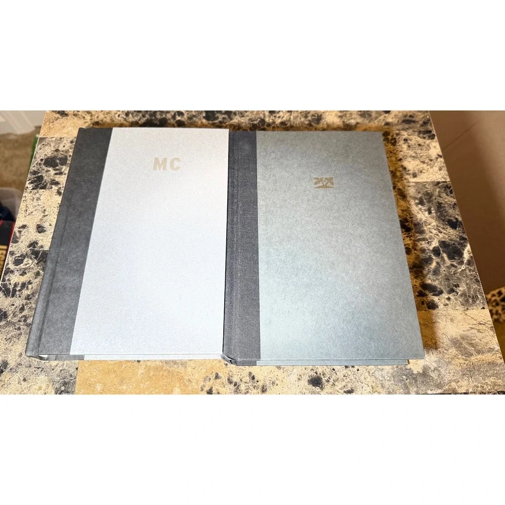 Michael Crichton Hardcover Book Set The Lost World and Airframe Editions